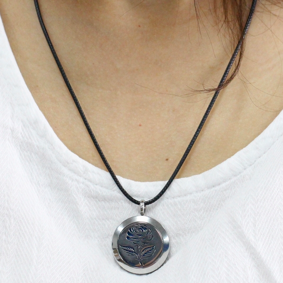 Κολιέ Αρωματοθεραπείας με 5 Σφουγγαράκια - Aromatic Therapy Necklace Rose