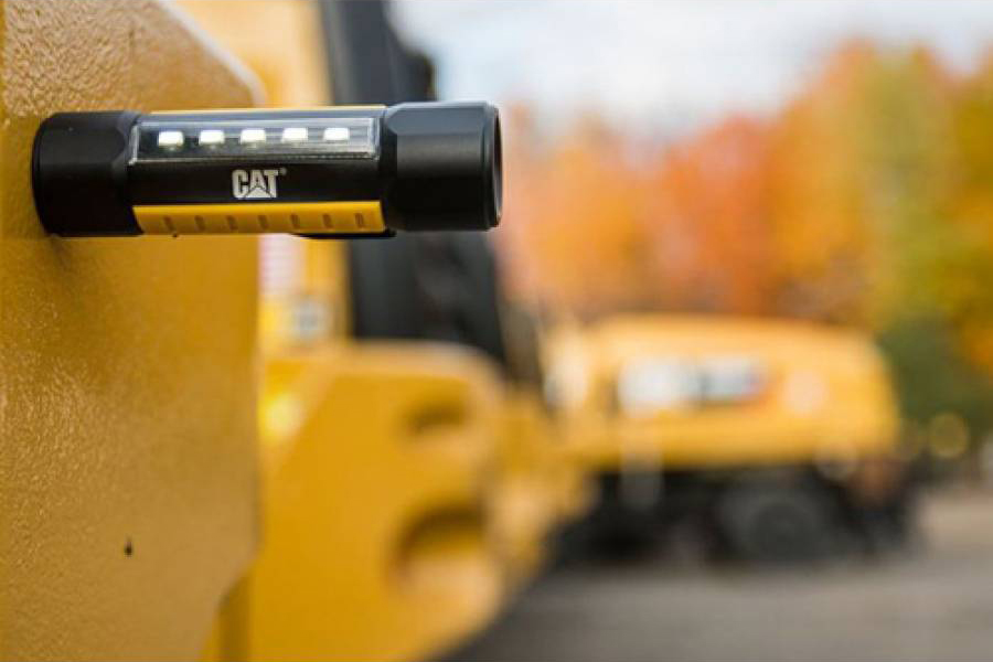 Φακός Χειρός Διπλός 200 και 275 Lumens CATERPILLAR CT3410