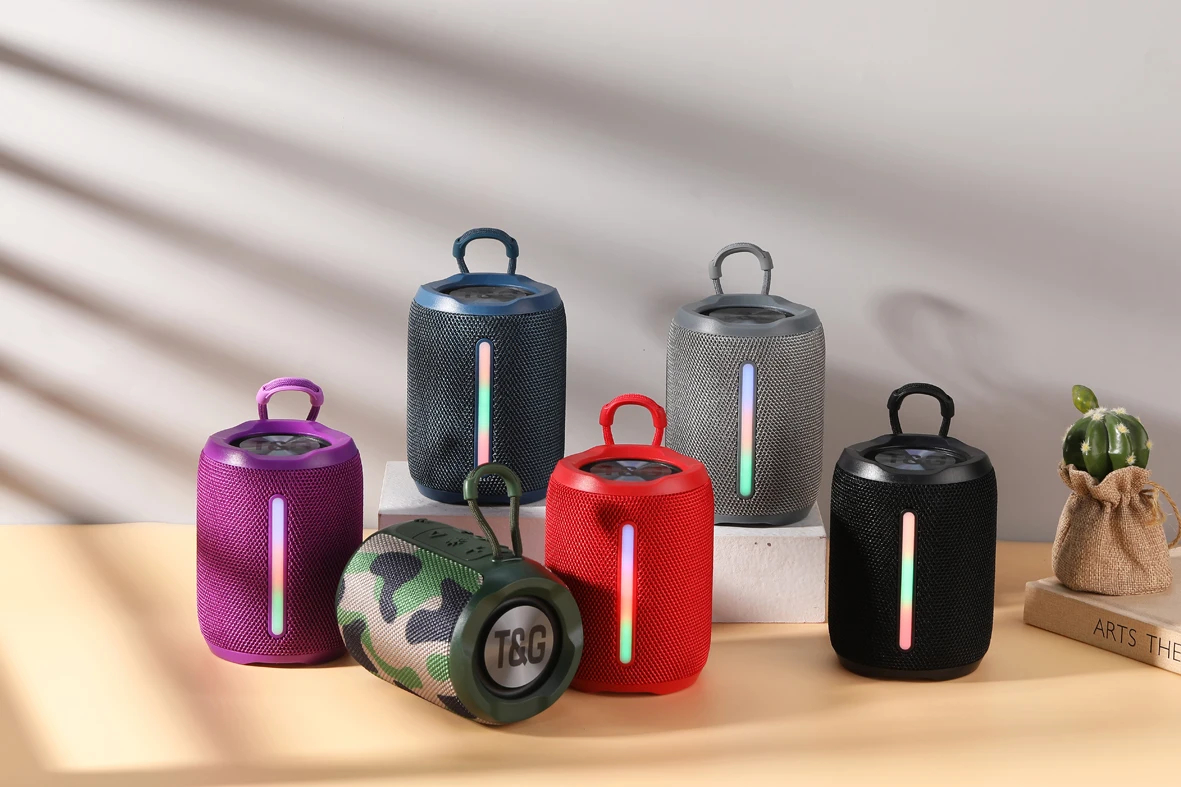 Mini Φορητό Ασύρματο Ηχείο Bluetooth με Θύρες USB, Type-C, AUX & TF  Mini Φορητό Ασύρματο Ηχείο Bluetooth με Θύρες USB, Type-C, AUX & TF