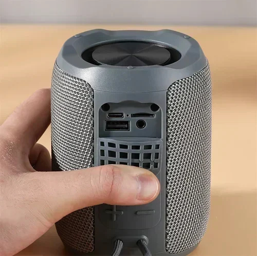 Mini Φορητό Ασύρματο Ηχείο Bluetooth με Θύρες USB, Type-C, AUX & TF  Mini Φορητό Ασύρματο Ηχείο Bluetooth με Θύρες USB, Type-C, AUX & TF
