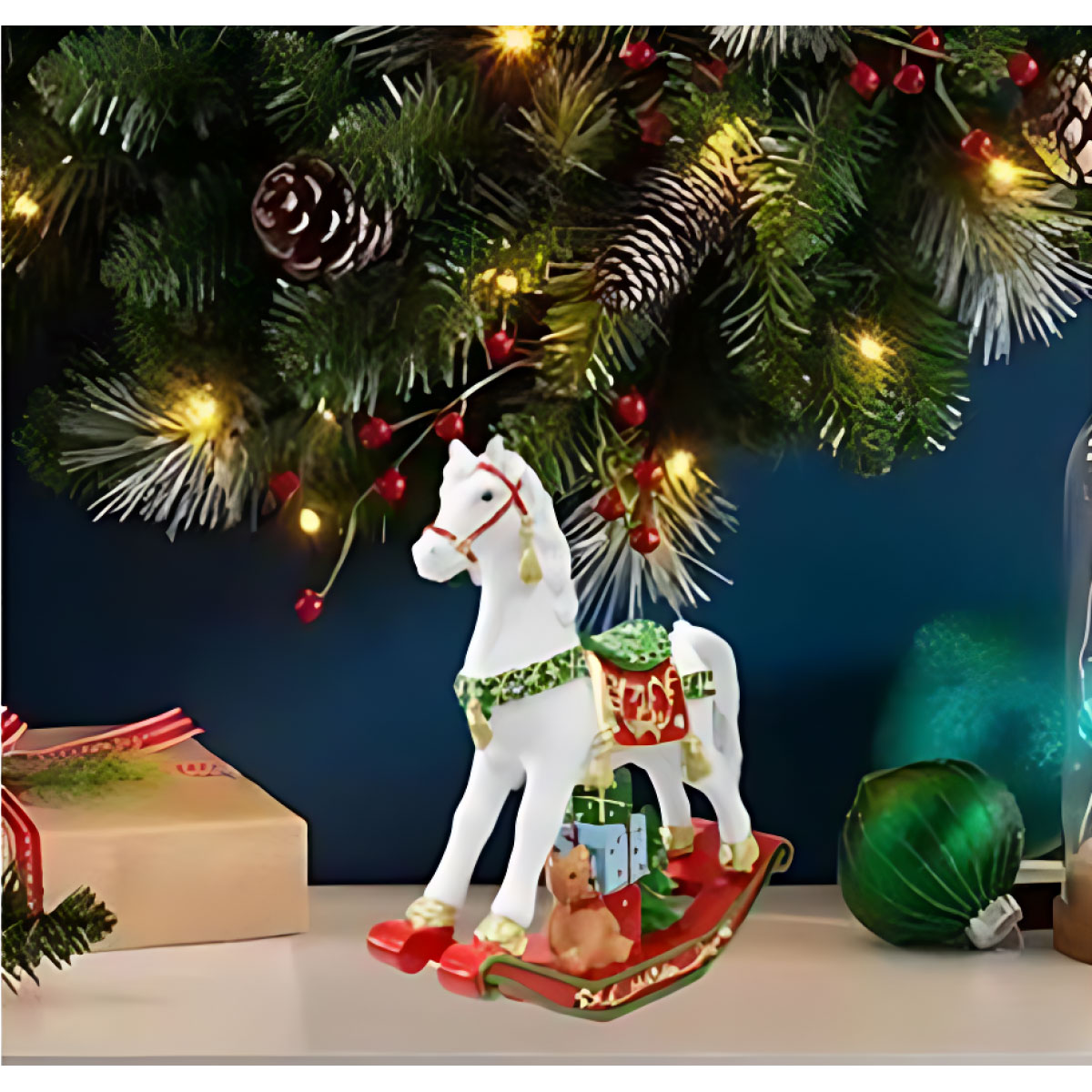 Χριστουγεννιάτικο Διακοσμητικό Κουνιστό Αλογάκι 23x22cm με Δώρα και Αρκουδάκι Χριστουγεννιάτικο Διακοσμητικό Κουνιστό Αλογάκι 23x22cm με Δώρα και Αρκουδάκι