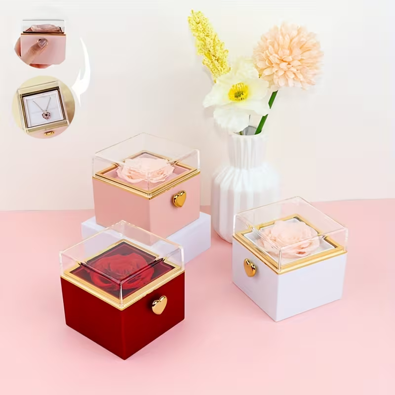 Πολυτελές Κουτί Δώρου με Τριαντάφυλλο και Περιστρεφόμενη Θέση για Κόσμημα Πολυτελές Κουτί Δώρου με Τριαντάφυλλο και Περιστρεφόμενη Θέση για Κόσμημα