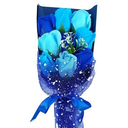 Μπουκέτο με τριαντάφυλλα σε κουτί δώρου 36cm – ροζ Μπουκέτο με τριαντάφυλλα σε κουτί δώρου 36cm – ροζ