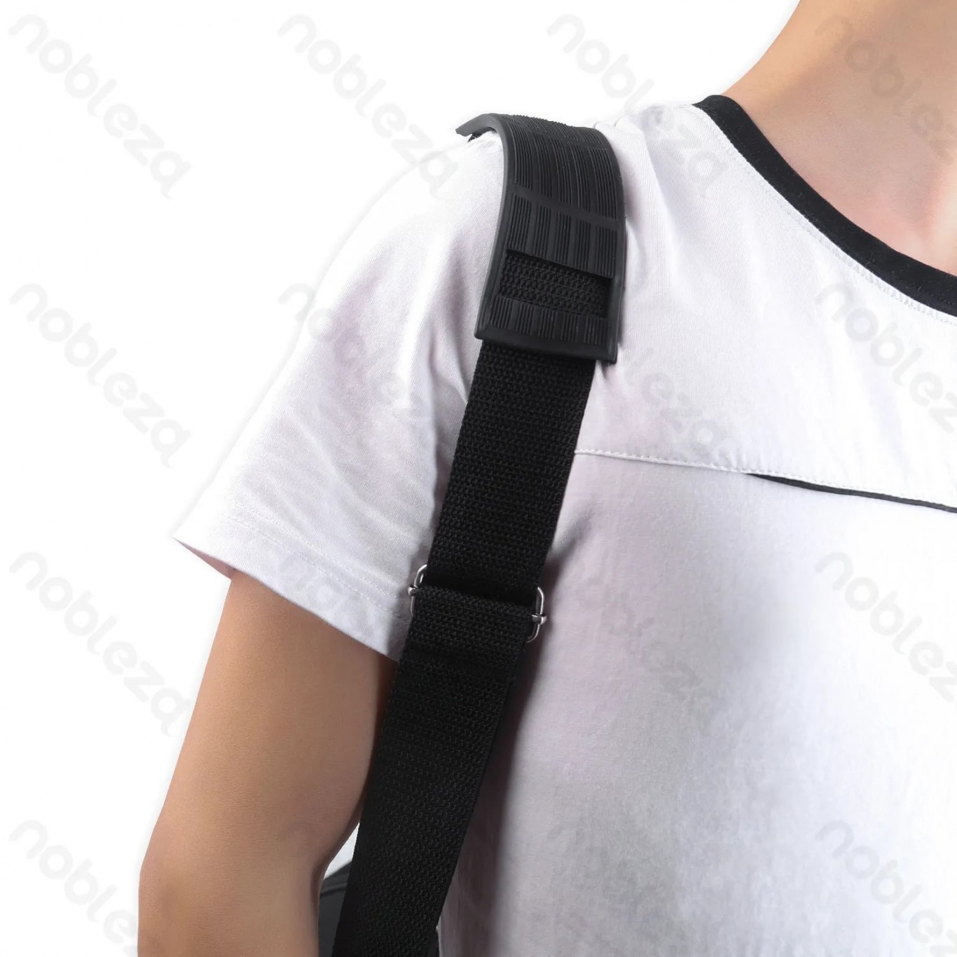 NOBLEZA Ανθεκτική Τσάντα Μεταφοράς με Αερισμό για Κατοικίδια σε Χρώμα Μαύρο 45 x 28 x 29cm NOBLEZA Ανθεκτική Τσάντα Μεταφοράς με Αερισμό για Κατοικίδια σε Χρώμα Μαύρο 45 x 28 x 29cm