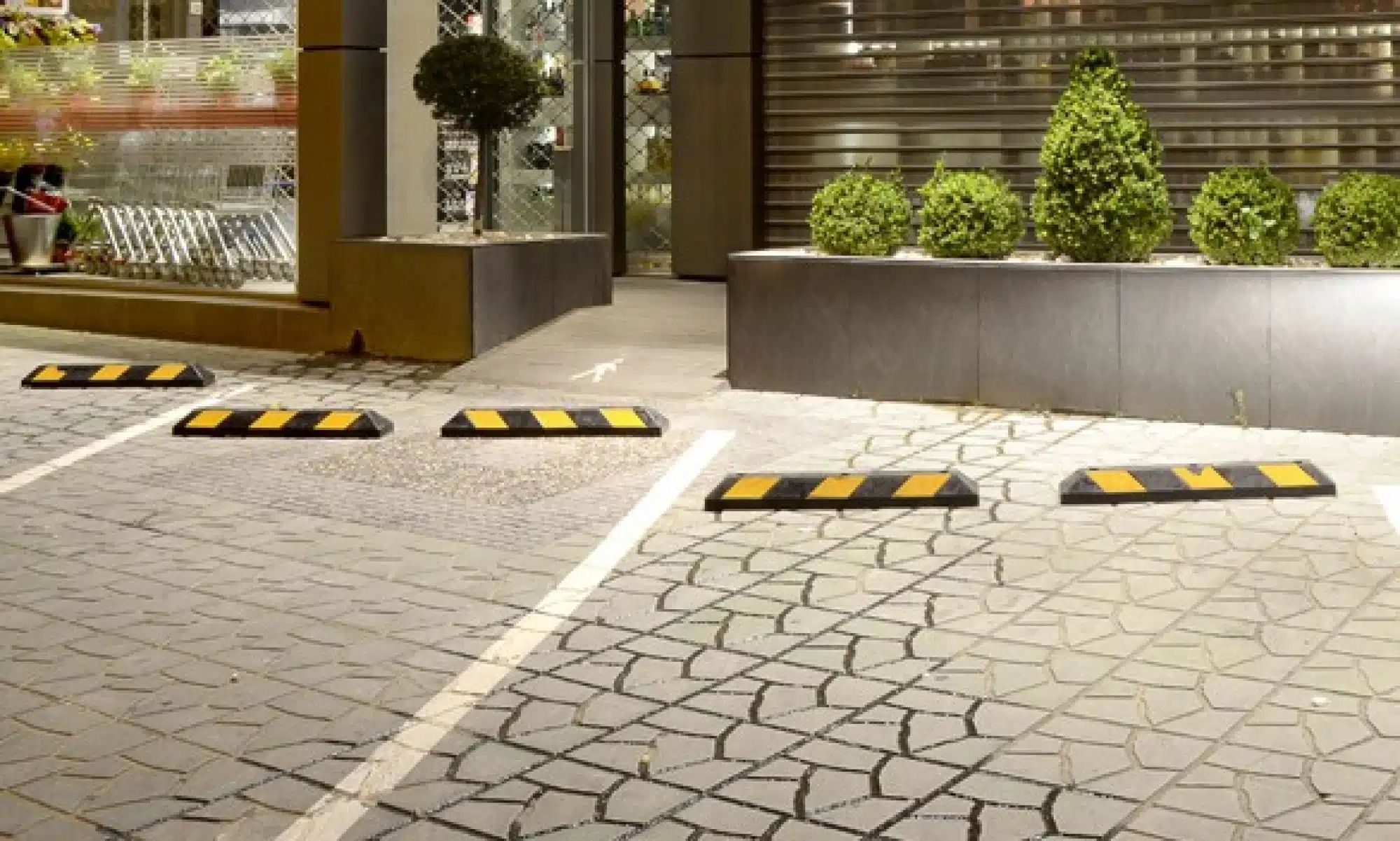 Στοπ Τροχών Αυτοκινήτων με Ανακλαστήρες για Δρόμο και Παρκινγκ 55 x 15 x 10cm Στοπ Τροχών Αυτοκινήτων με Ανακλαστήρες για Δρόμο και Παρκινγκ 55 x 15 x 10cm